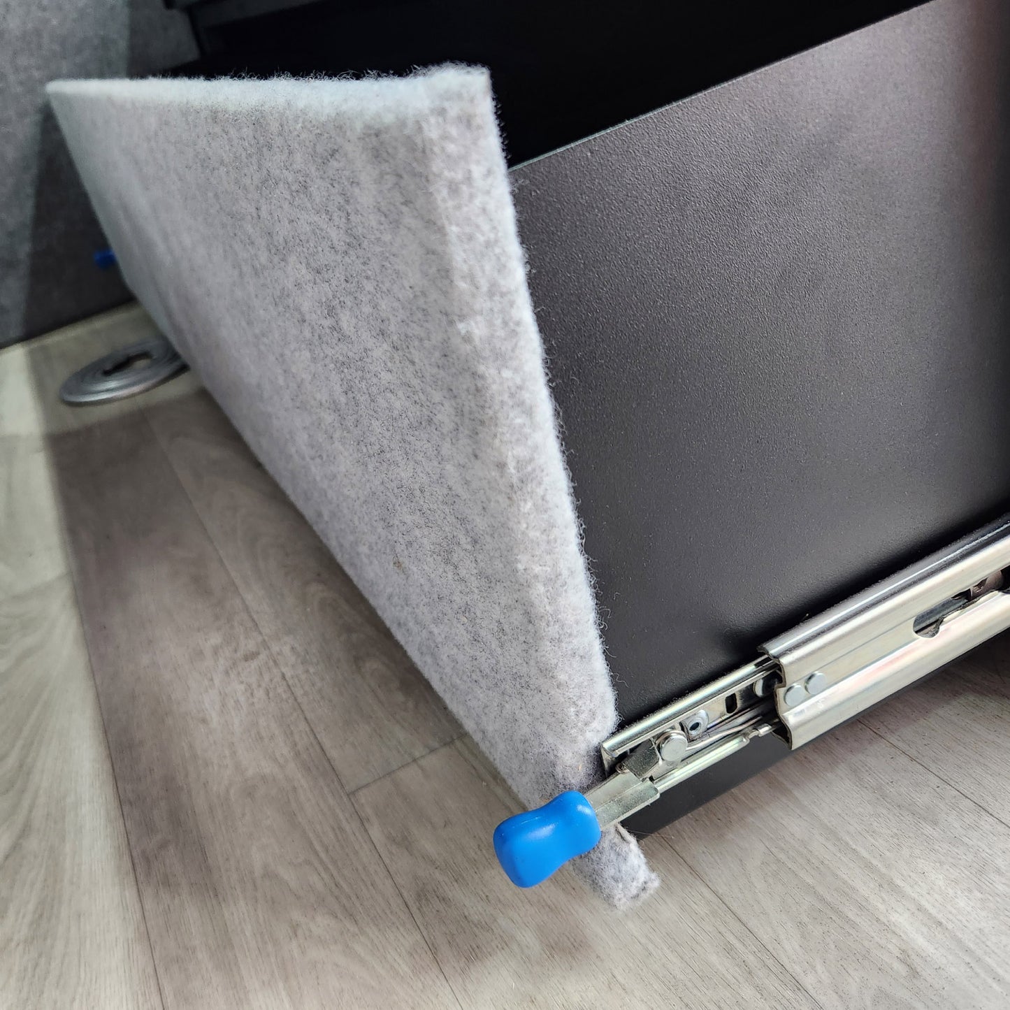 Central Under Bed Pull-Out Drawer Storage