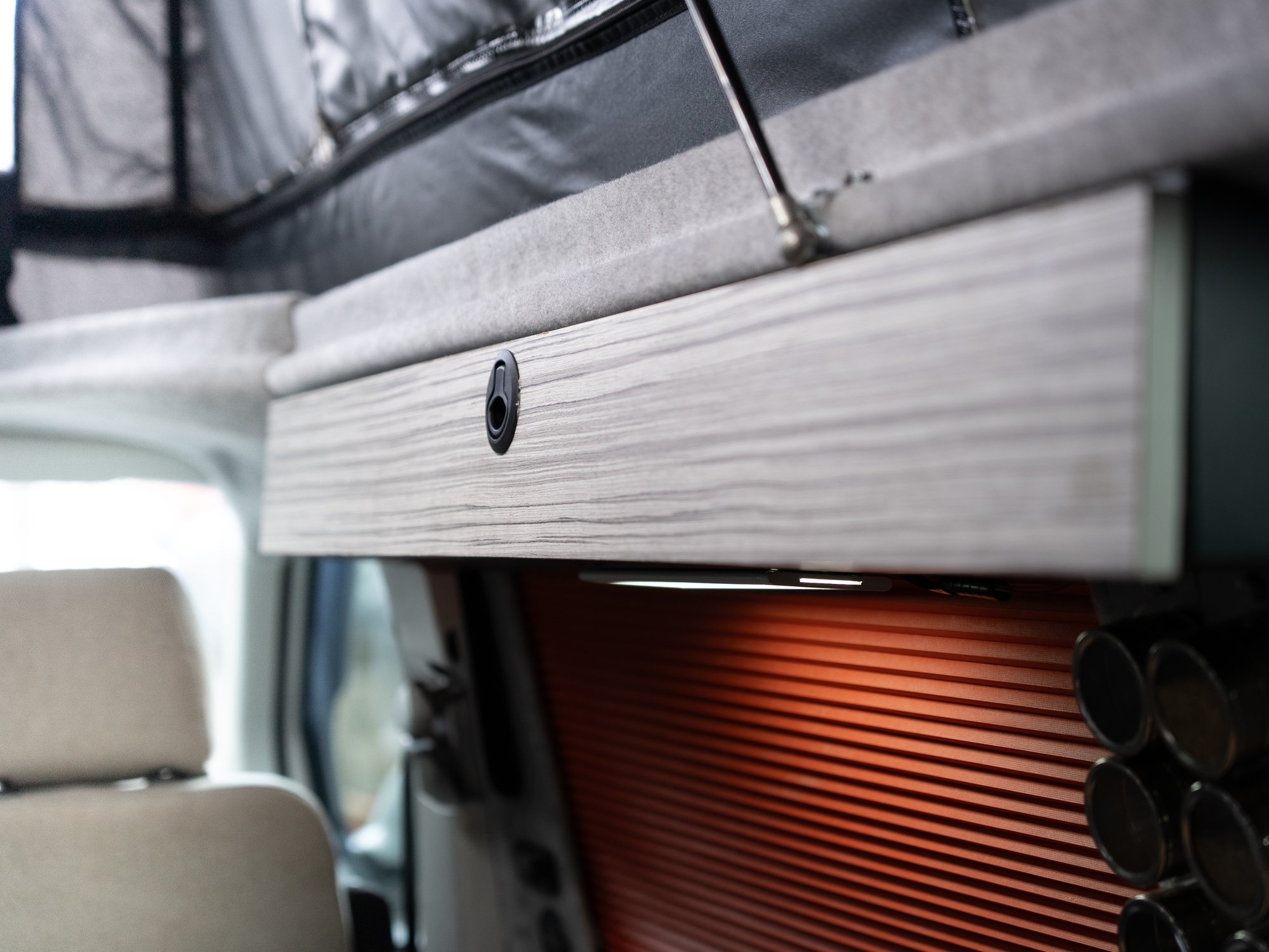 Aluminium Overhead Locker 4