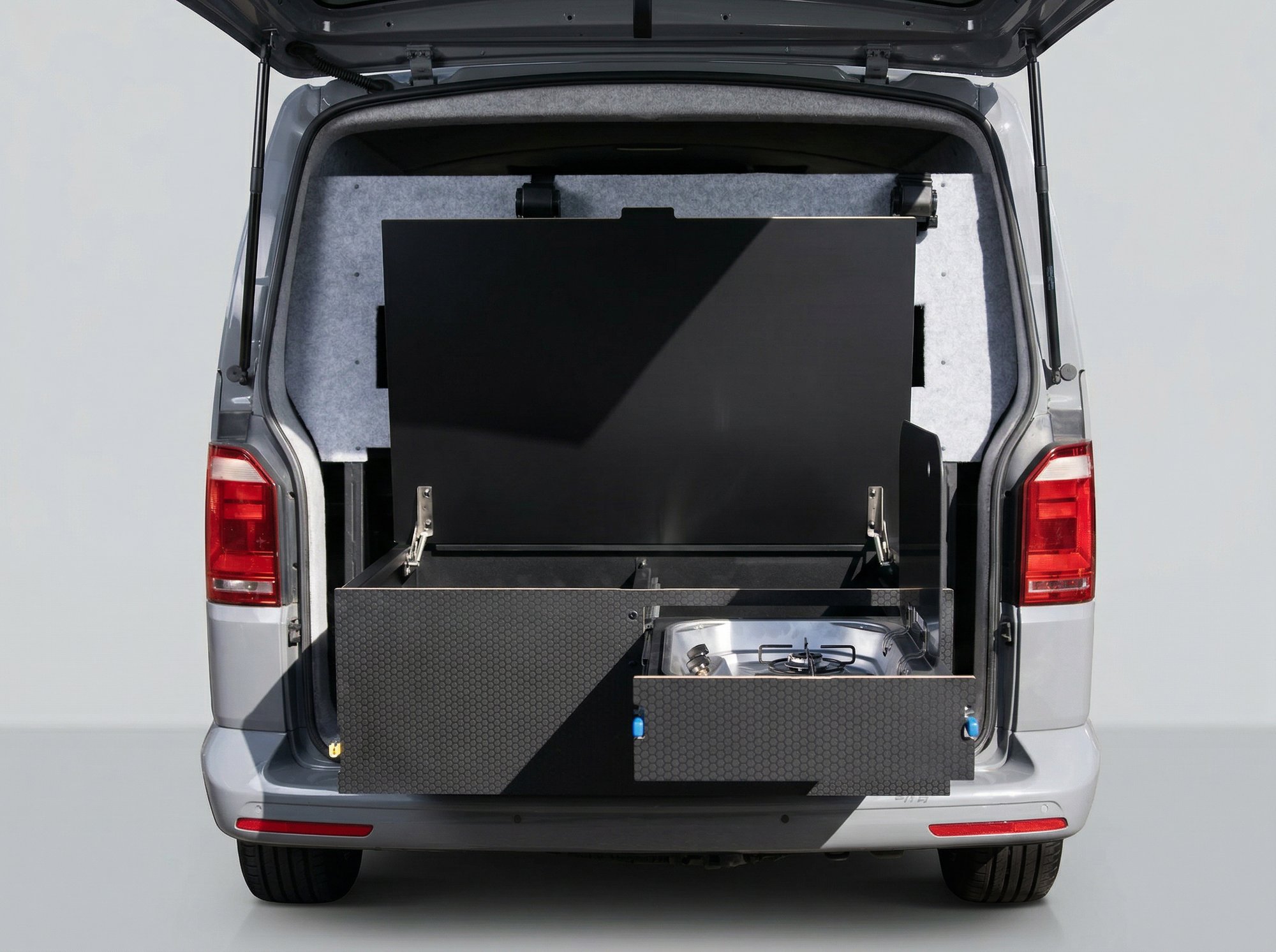 Rear Pull-Out Kitchen Pod 2